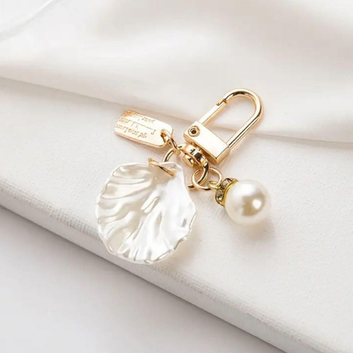 White Shell Key Holder