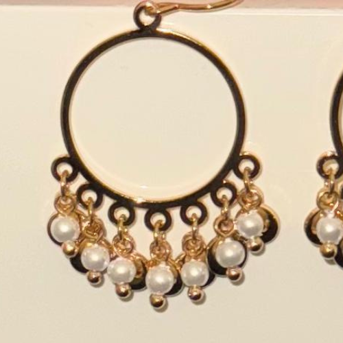 Golden Earrings with Pearls