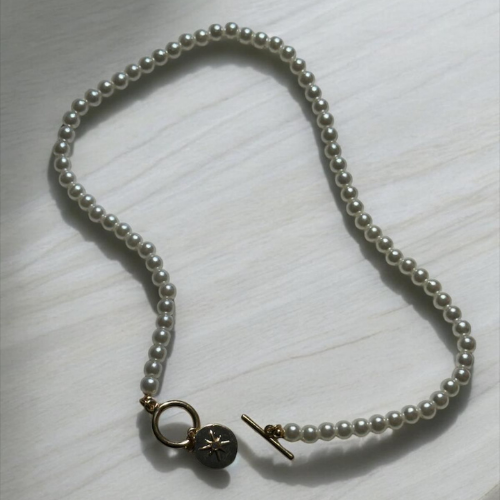 Necklace Pearls With Golden