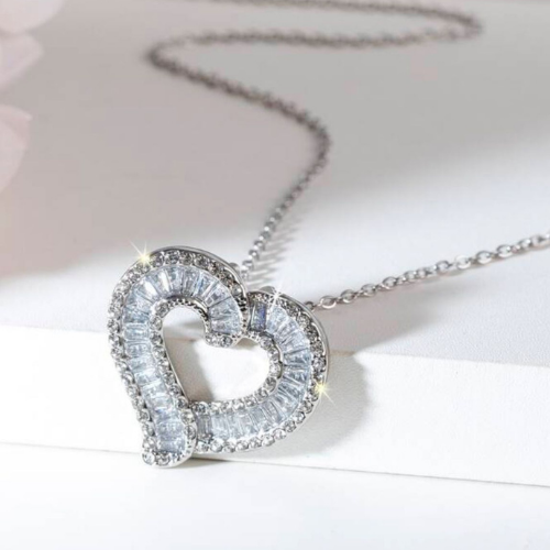 Silver Necklace Shiny Heart