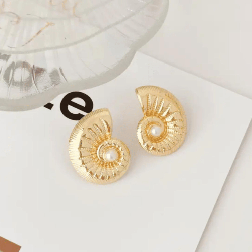 Sea Shell Gold with Pearl