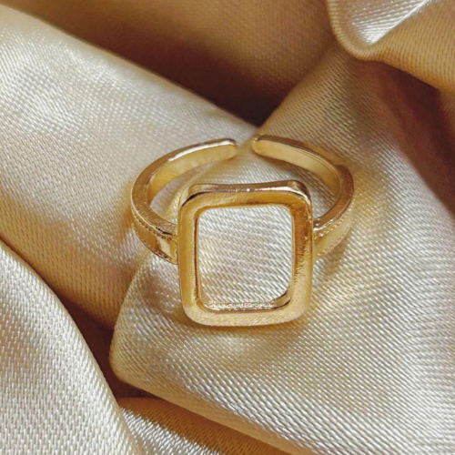 Golden Square Detail Ring