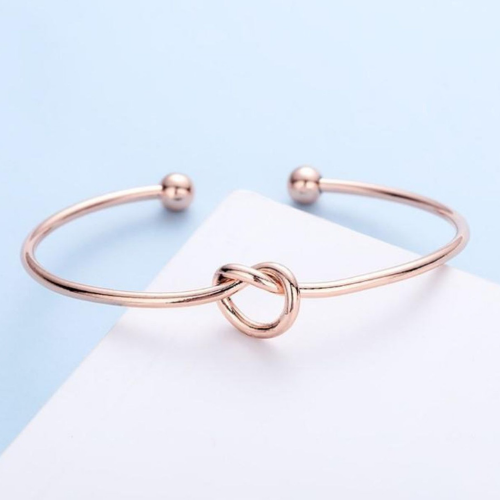 Rose Gold Bracelet Twist