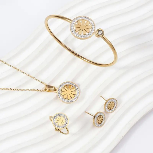 Set 4pcs Gold With Flowers And Diamonds