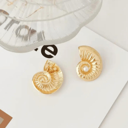 Sea Shell Gold with Pearl