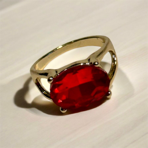 Golden Ring Ruby