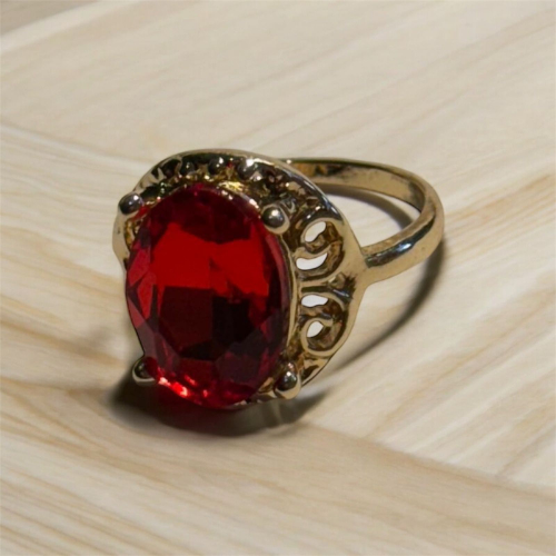 Golden Ring Ruby