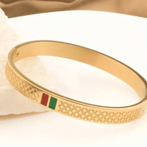 Pulseira Bangle Inspiração Gucci Cor Dourada